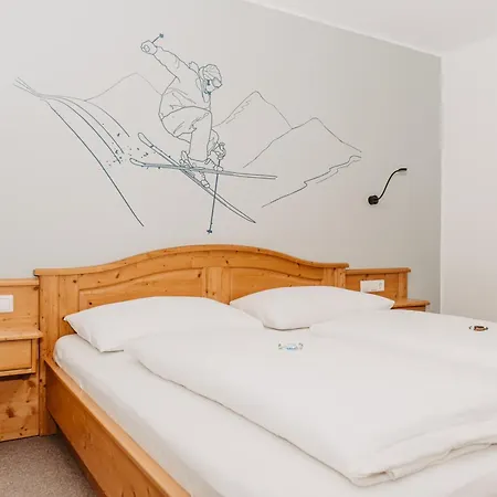 Hotel Gruenwaldkopf 3*
