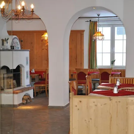 Hotel Gruenwaldkopf 3*